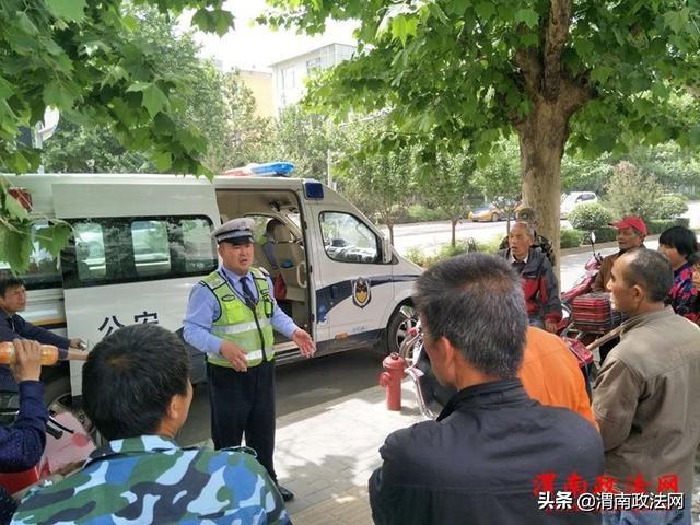 高新交警大队深入劳务市场开展预防重特大交通事故宣传活动