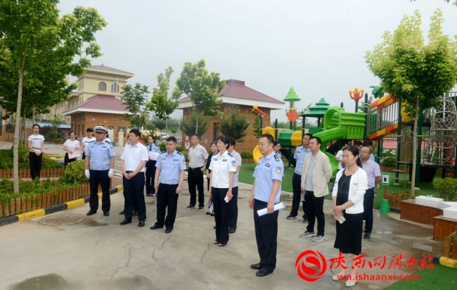 陕西省公安厅交警总队伍玲一行来渭南检查督导工作(组图)