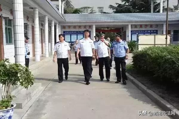 省公安厅副厅长杜清江莅临临渭分局调研安全监管工作