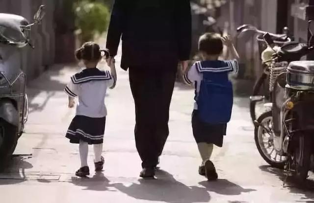 上班时间接孩子放学,违纪吗?