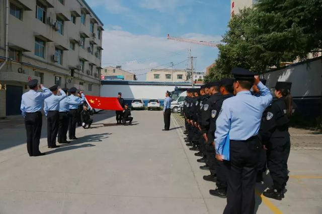 合阳公安:一线送奖提士气,鼓足干劲创佳绩