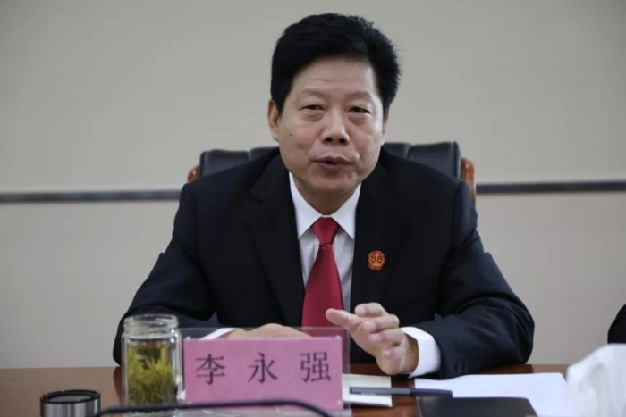 渭南中院李永强院长对新任干部进行集体任前谈话(图)