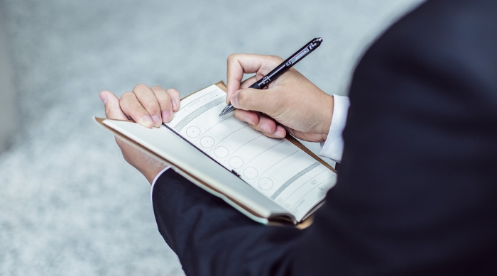 90后立遗嘱引争议，遗嘱应该这样立！