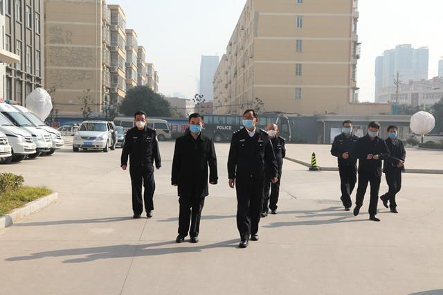 【平安渭南】李毅在市公安局检查疫情防控工作时要求 科学部署警力 强化技术支撑 确保各项措施落到实处