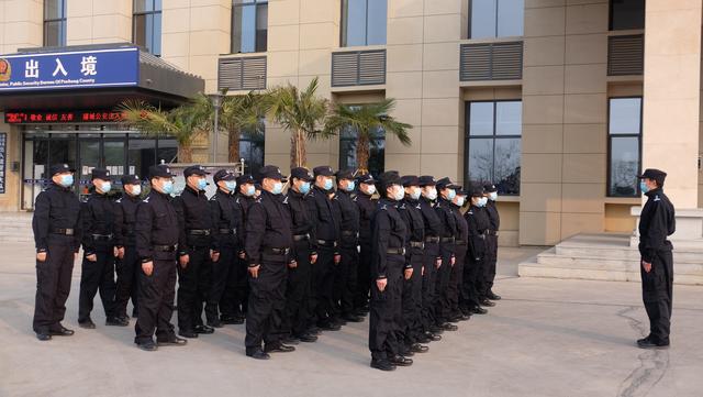 五星红旗迎风扬 吹响全警练兵“集结号”—蒲城公安召开2020年春训暨疫情防控实战练兵讲评总结会
