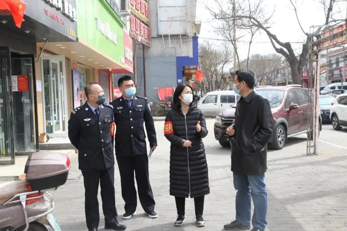 澄城县人民检察院深入包联路段、小区进行疫情防控检查指导。