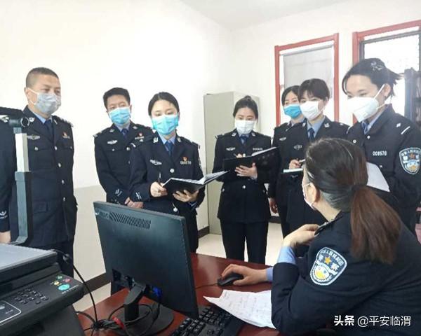 【全警实战大练兵】临渭分局指挥中心及时送教下基层 档案管理大练兵