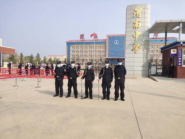 【基层警务】市公安局经开分局“三项措施”确保新学季开学顺利进行