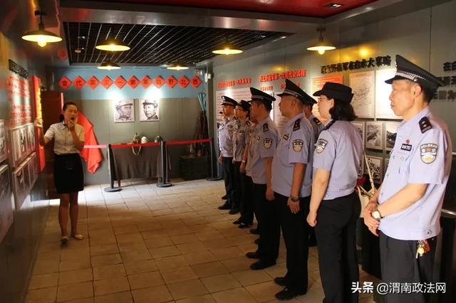 【学枫桥 见行动】临渭环北路派出所 | “四小”服务真不小  写满爱民大文章