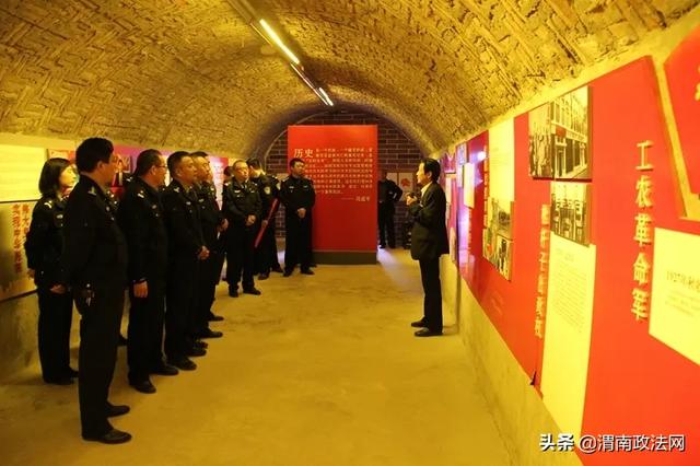 【学枫桥 见行动】临渭环北路派出所 | “四小”服务真不小  写满爱民大文章