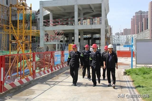 【学枫桥 见行动】临渭环北路派出所 | “四小”服务真不小  写满爱民大文章