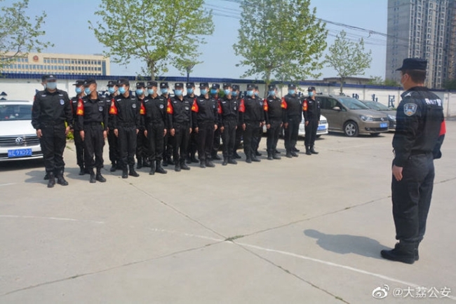 大荔公安 巡特警大队正式拉开春季大练兵序幕。