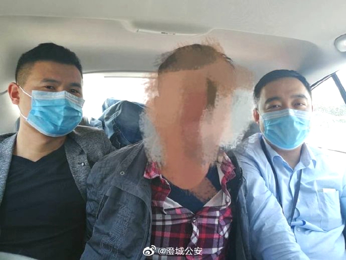 近日，澄城公安民警成功抓获逃亡20年的故意杀人案逃犯杜某。