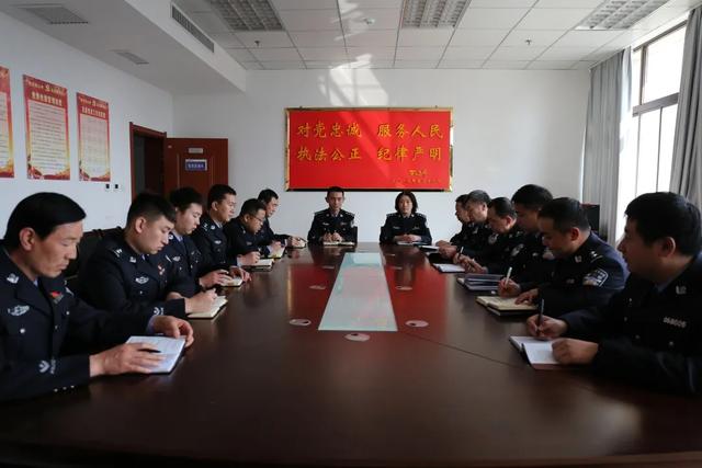 【平安渭南 致敬劳模】弘扬劳模精神 凝聚渭南公安追赶超越奋斗力量