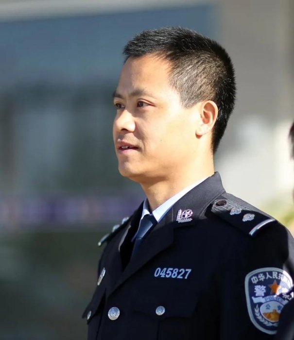 【平安渭南 致敬劳模】弘扬劳模精神 凝聚渭南公安追赶超越奋斗力量