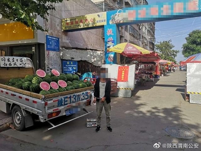 近日，渭南临渭公安东风所成功抓获两名盗窃犯罪嫌疑人与一名销赃违法人员。