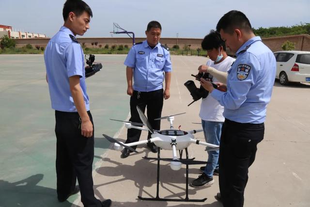 渭南市公安局警务保障处来合检查指导警用无人机练兵比武工作