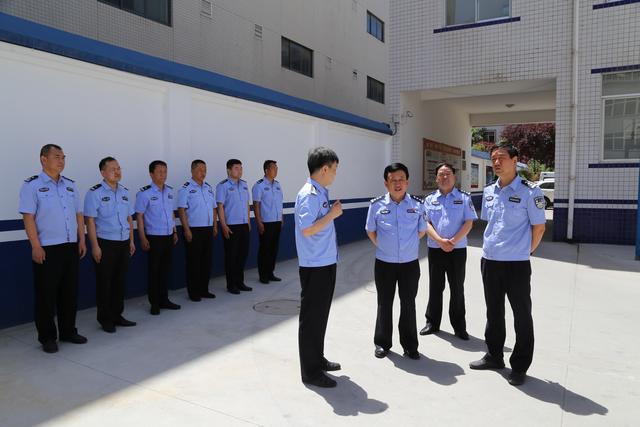 王文超同志履新第一站:基层所队