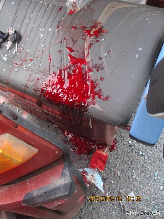 高新交警大队事故案例大曝光车辆行经路口时请减速慢行（图）