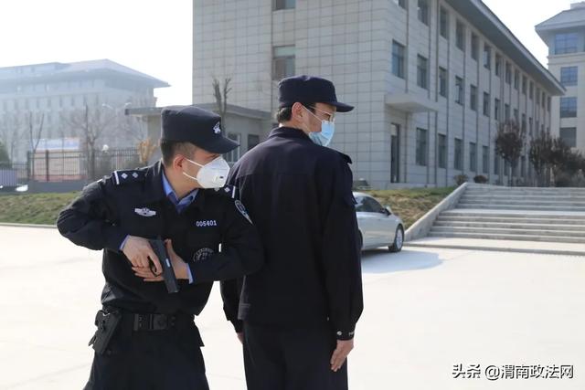 警种主训重特色 全警主战晒亮点 渭南公安有序有力有效推进全警实战大练兵