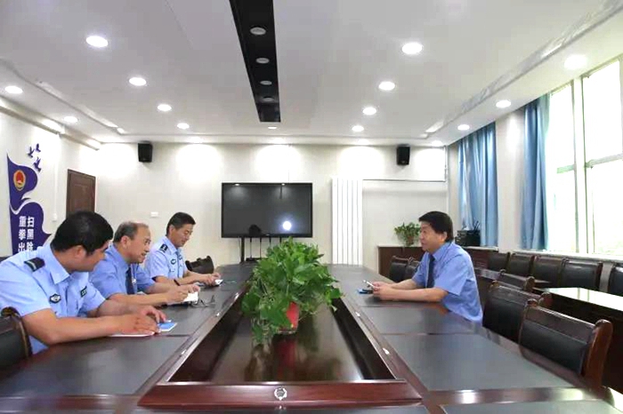 7月17日上午，澄城县人民检察院第三检察部控告申诉召开部门半年工作总结会。