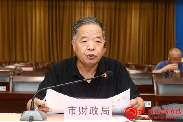 渭南市政协副主席杨炳拓检查验收市级六部门“七五”普法工作(组图)