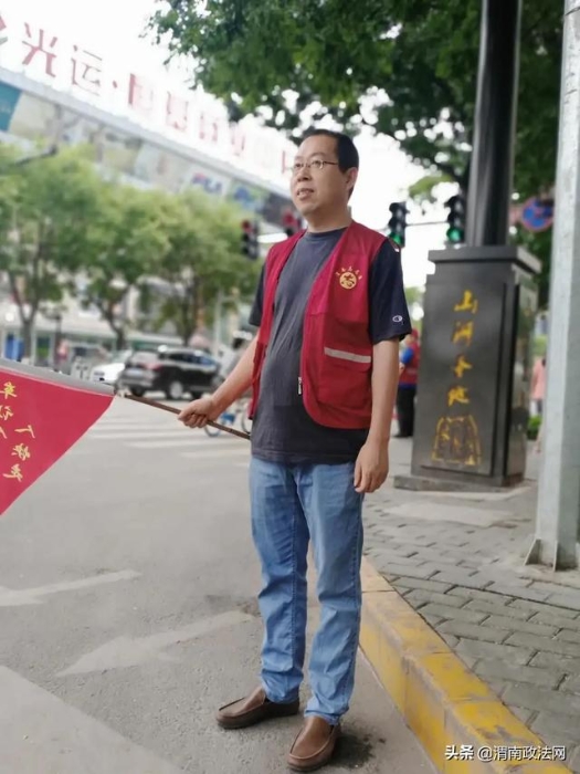创文交通志愿服务，渭南检察在行动