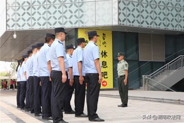 驻韩某部队官兵受邀到韩城法院指导法警业务技能强化训练