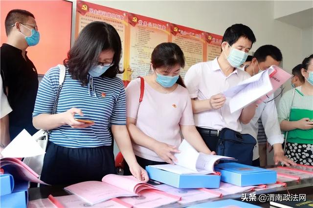 市直机关工委观摩团莅临市公安局观摩指导党建工作(图)