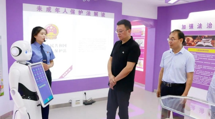 8月5日，长安区检察院来大荔县检察院交流学习检察工作。