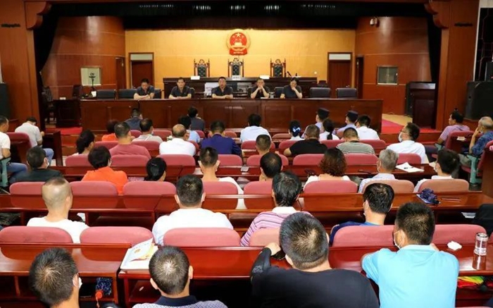 8月7上午，临渭法院召开了申请执行人集中约谈大会。