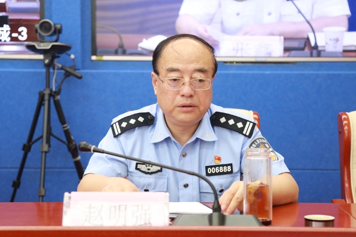 公务用枪2 公务用枪2