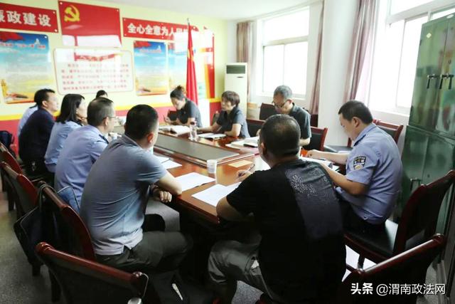 渭南中院组织召开行政复议与行政诉讼座谈会（图）