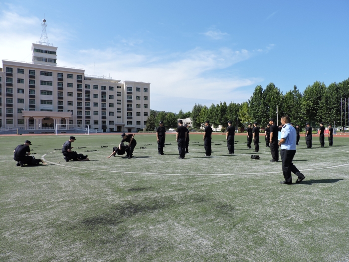 沙场秋点兵 赛场竞风流