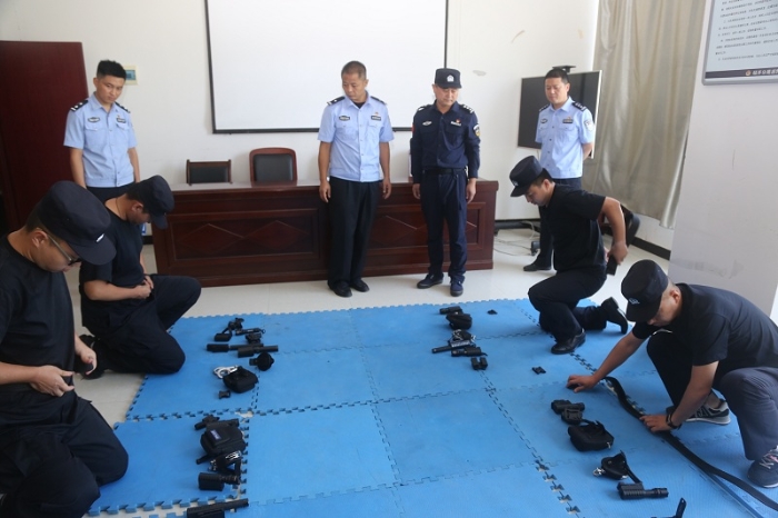 【实战大练兵】市局警训处来公安经开分局调研警务实战技能训练工作