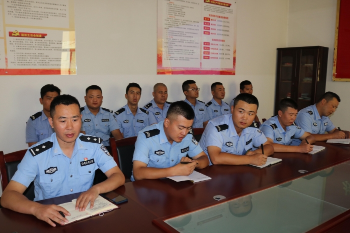 高新交警大队召开创建决战决胜主题推进会(图)