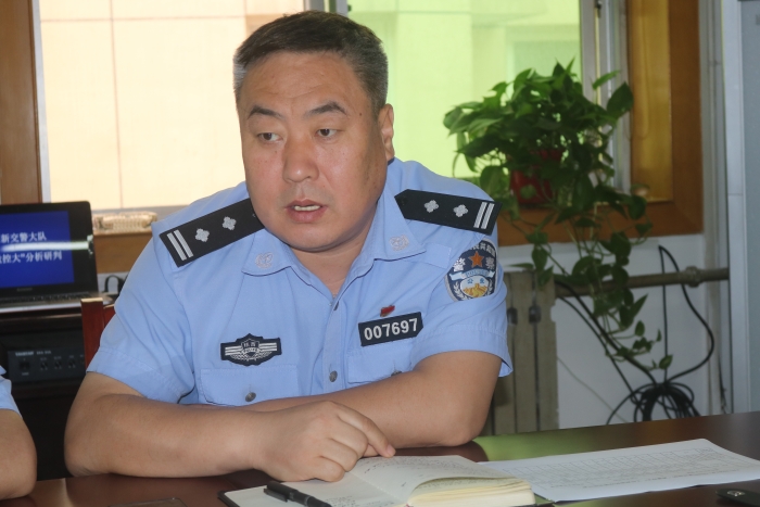 高新交警大队召开道路交通事故预防 “减量控大”分析研判会