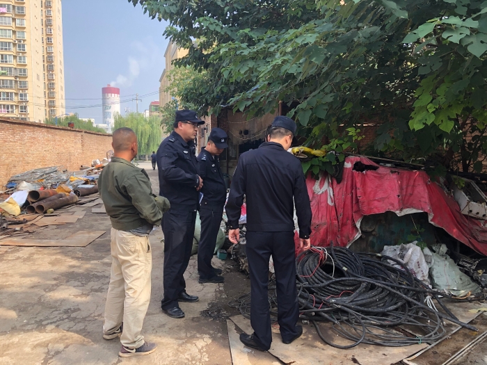 治安大队扎实开展“两节”安全检查