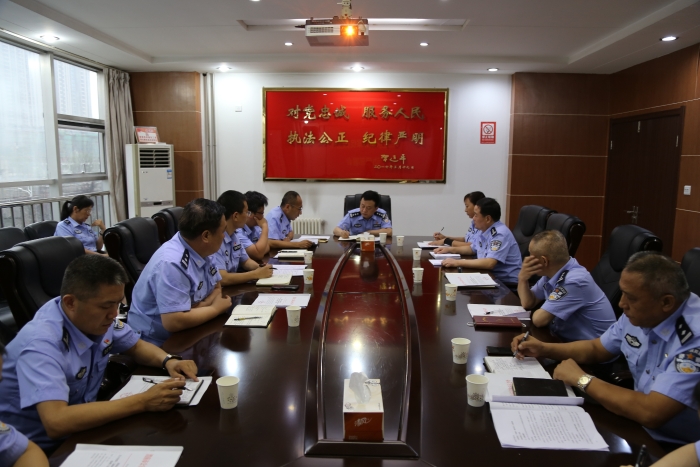 渭南市公安局高新分局全面部署全员出动全力做好“国庆、中秋”安保工作