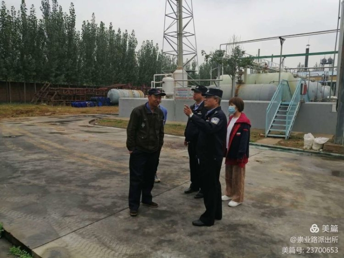 崇业路派出所节日不松劲,筑牢安全“防火墙”