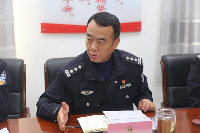 铆足干劲 晒比拼超--经开分局召开2020年度重点工作任务推进会