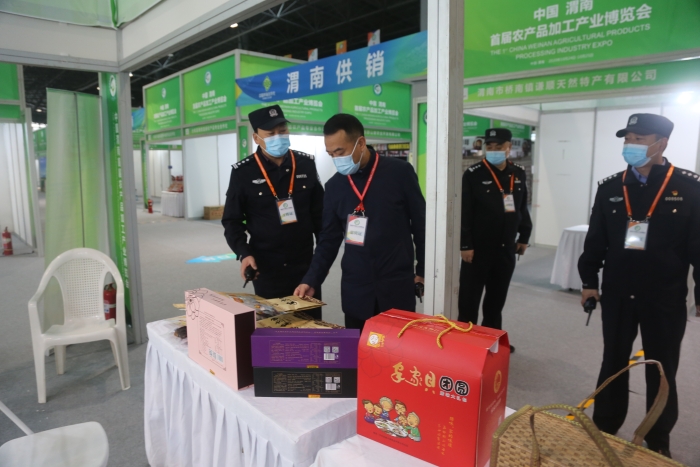 市公安局经开分局全警出动全力做好第七届黄河金三角投资合作交流大会安保工作