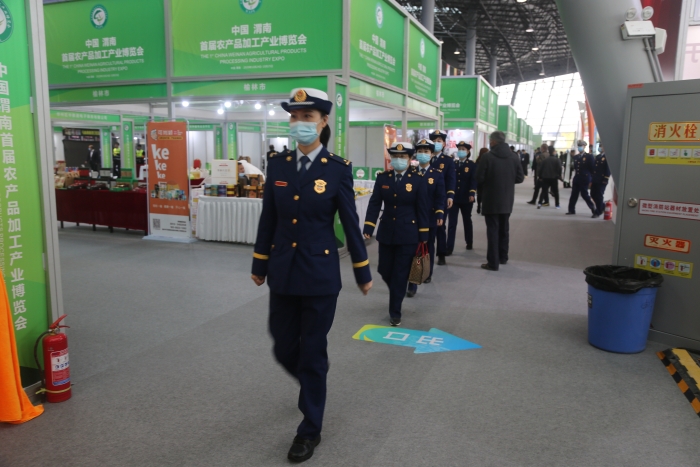 市公安局经开分局全警出动全力做好第七届黄河金三角投资合作交流大会安保工作