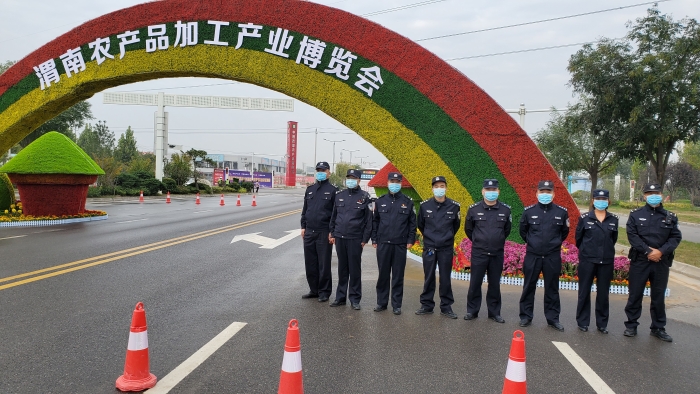市公安局经开分局全警出动全力做好第七届黄河金三角投资合作交流大会安保工作