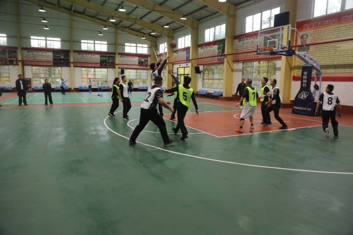 渭南市公安局经开分局成功举办全警实战大练兵暨2020年秋季运动会