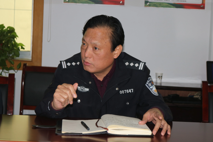 高新交警大队开展移动警务通APP使用大练兵