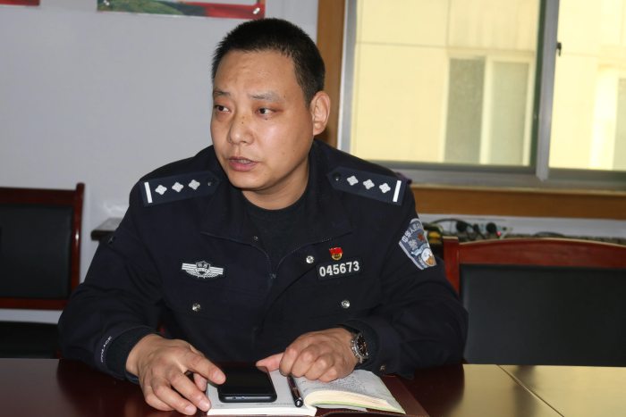 高新交警大队开展移动警务通APP使用大练兵