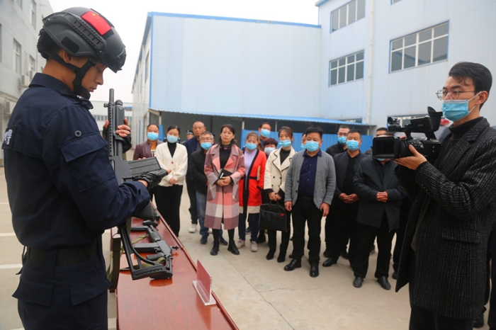 渭南市公安局经开分局扎实开展深化平安建设暨向人民报告主题活动