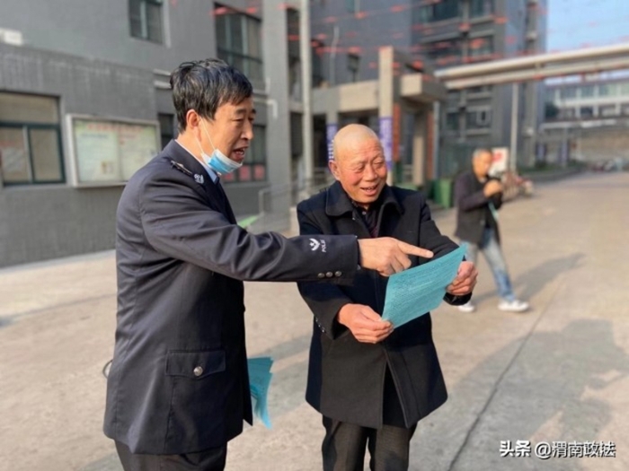 近日，韩城市公安局龙门派出所积极开展冬季消防安全宣传工作。