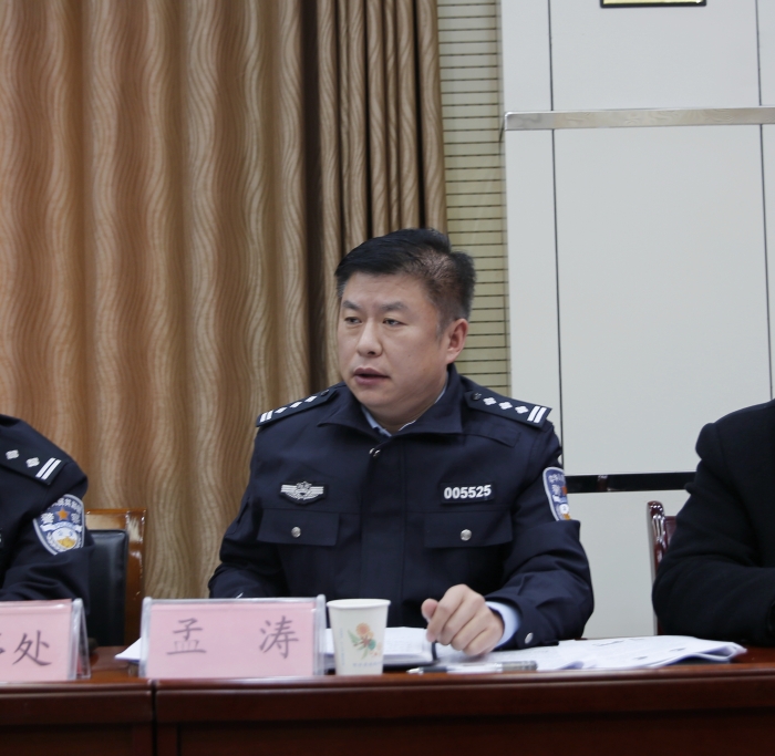 渭南市公安局交警支队召开“一盔一带”安全守护行动外卖配送行业示范月推进会（组图）